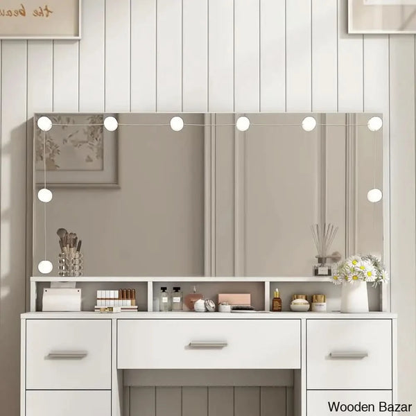  - Wooden Bazar