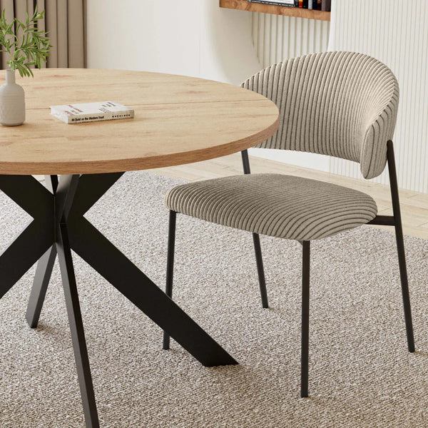 Giddy Modern Round Table Set Of 4 With Dining Chairs