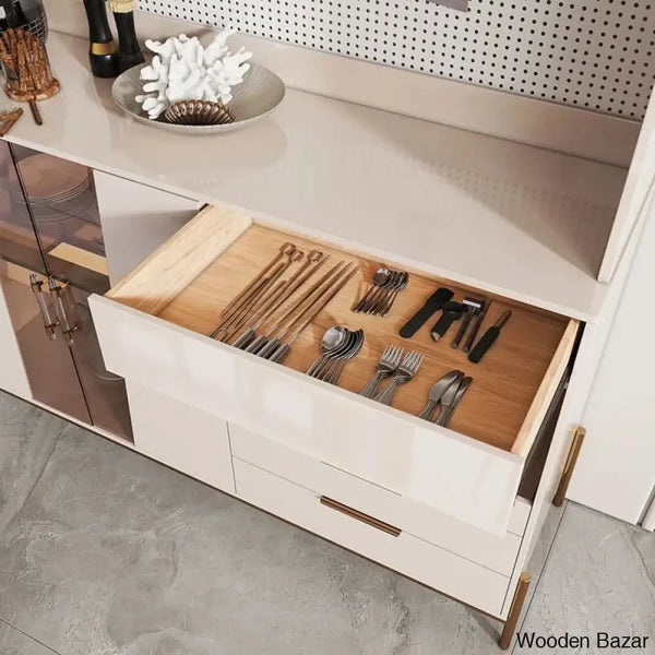 Cabinet -4