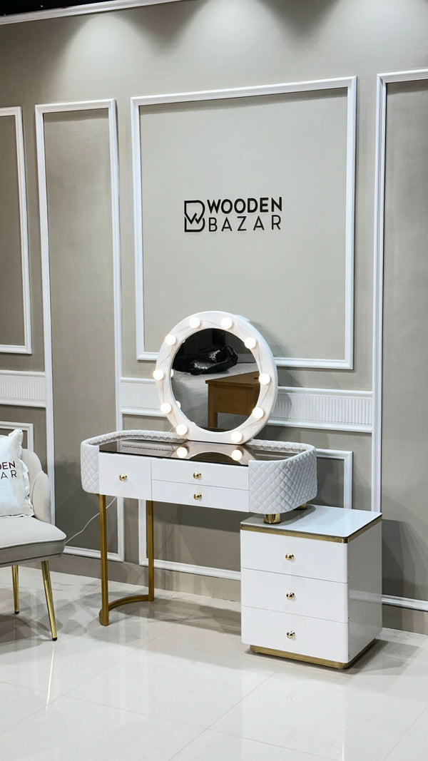  - Wooden Bazar