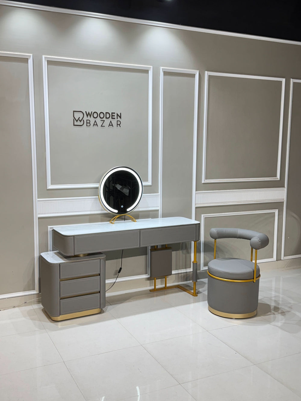 55.12’’Grey Minimalist Solid Wood Vanity Dressing Table With Lighted Mirror And Stool