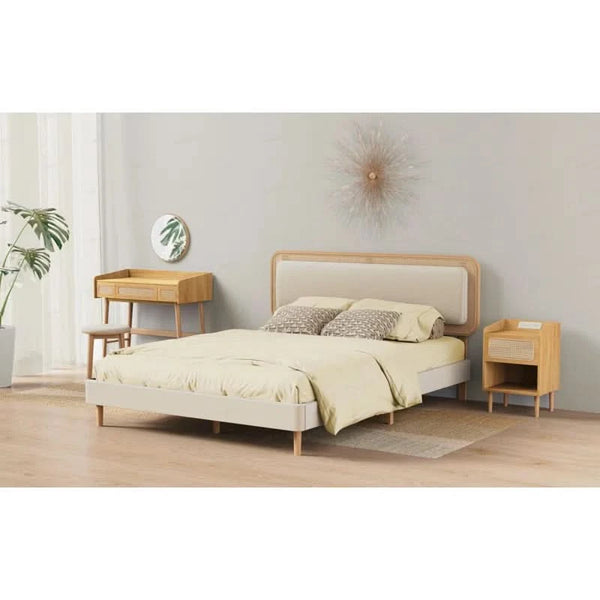  - Wooden Bazar