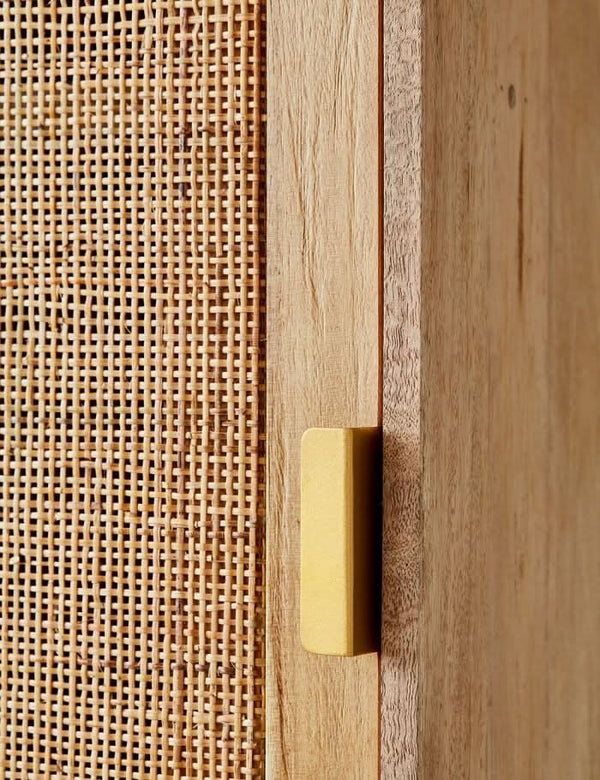  - Wooden Bazar