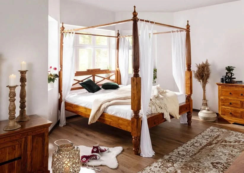  - Wooden Bazar