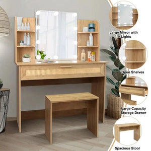  - Wooden Bazar