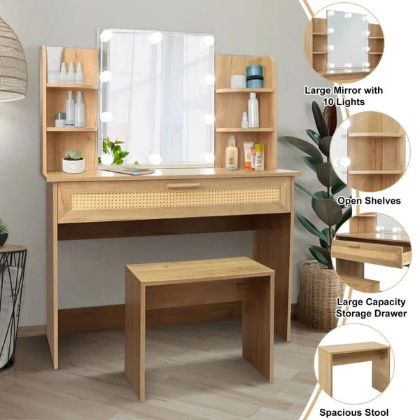  - Wooden Bazar