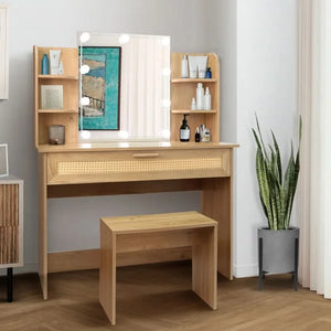  - Wooden Bazar