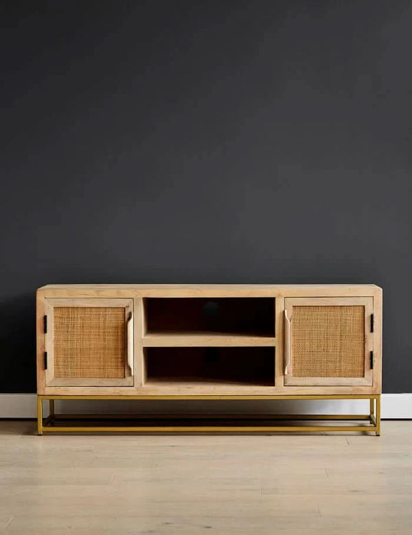  - Wooden Bazar