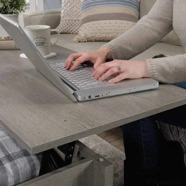 Altao Coffee And Center Table