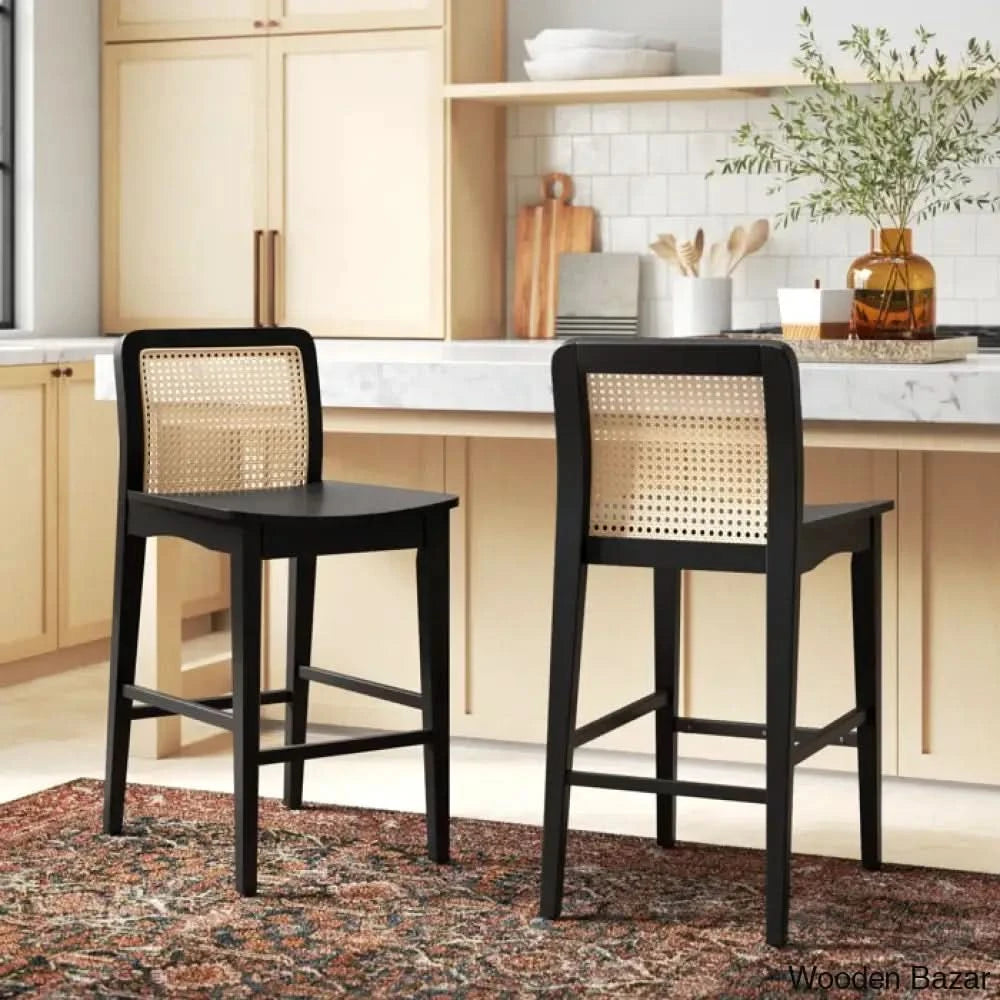 Avaria Swivel Counter And Bar Stool (Set Of 2) Black / Bar (28.9’’ Seat Height)