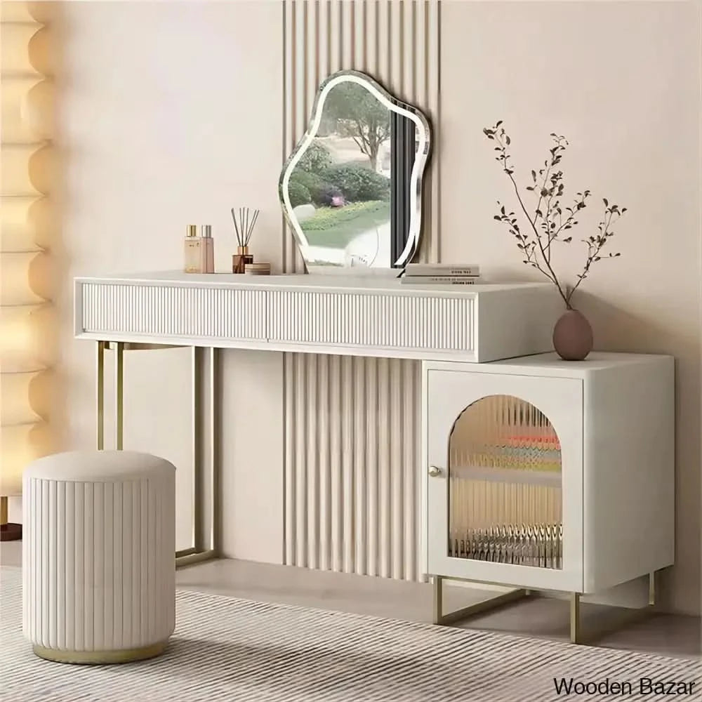  - Wooden Bazar