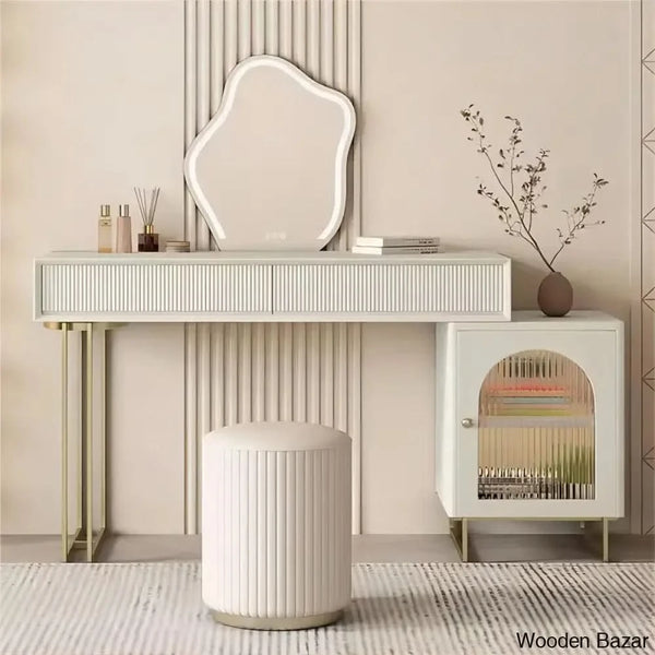  - Wooden Bazar