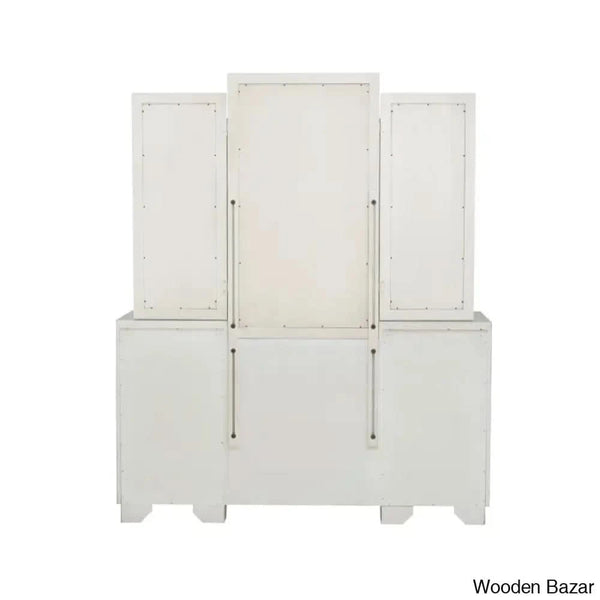  - Wooden Bazar