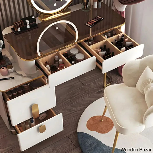  - Wooden Bazar