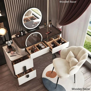  - Wooden Bazar