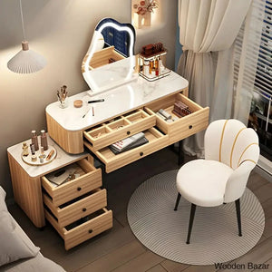  - Wooden Bazar