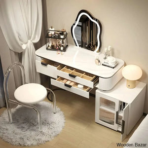  - Wooden Bazar