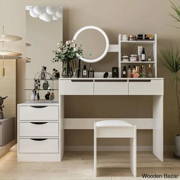  - Wooden Bazar