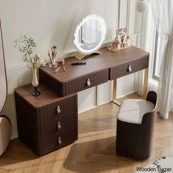  - Wooden Bazar