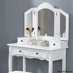  - Wooden Bazar