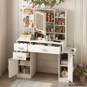  - Wooden Bazar