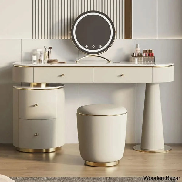  - Wooden Bazar