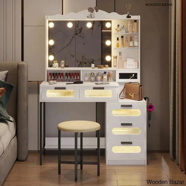  - Wooden Bazar