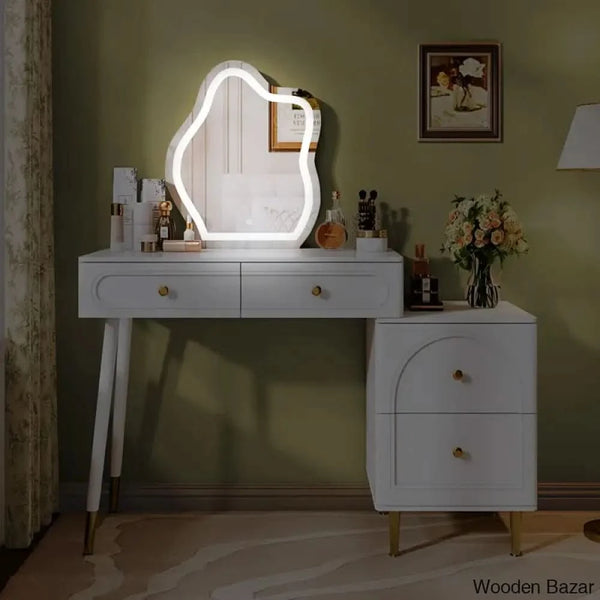  - Wooden Bazar
