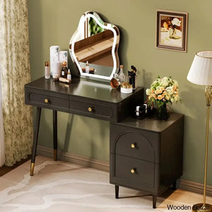  - Wooden Bazar