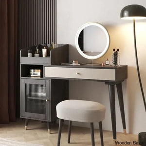  - Wooden Bazar
