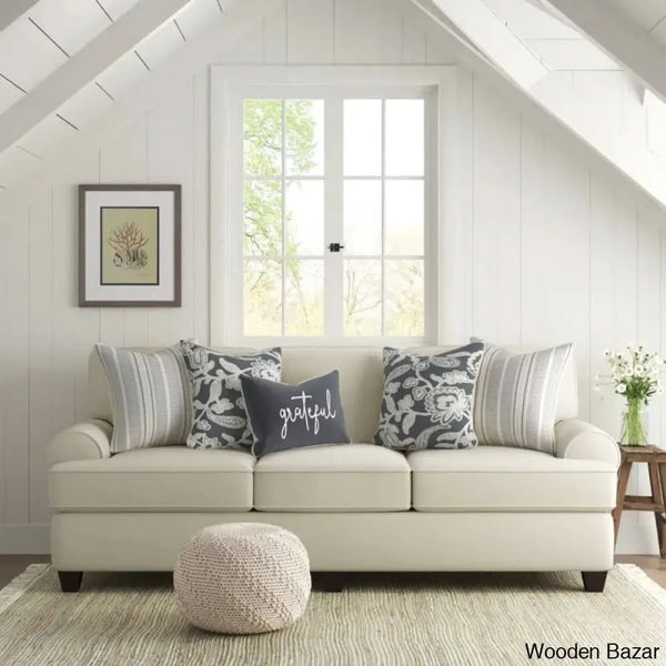  - Wooden Bazar