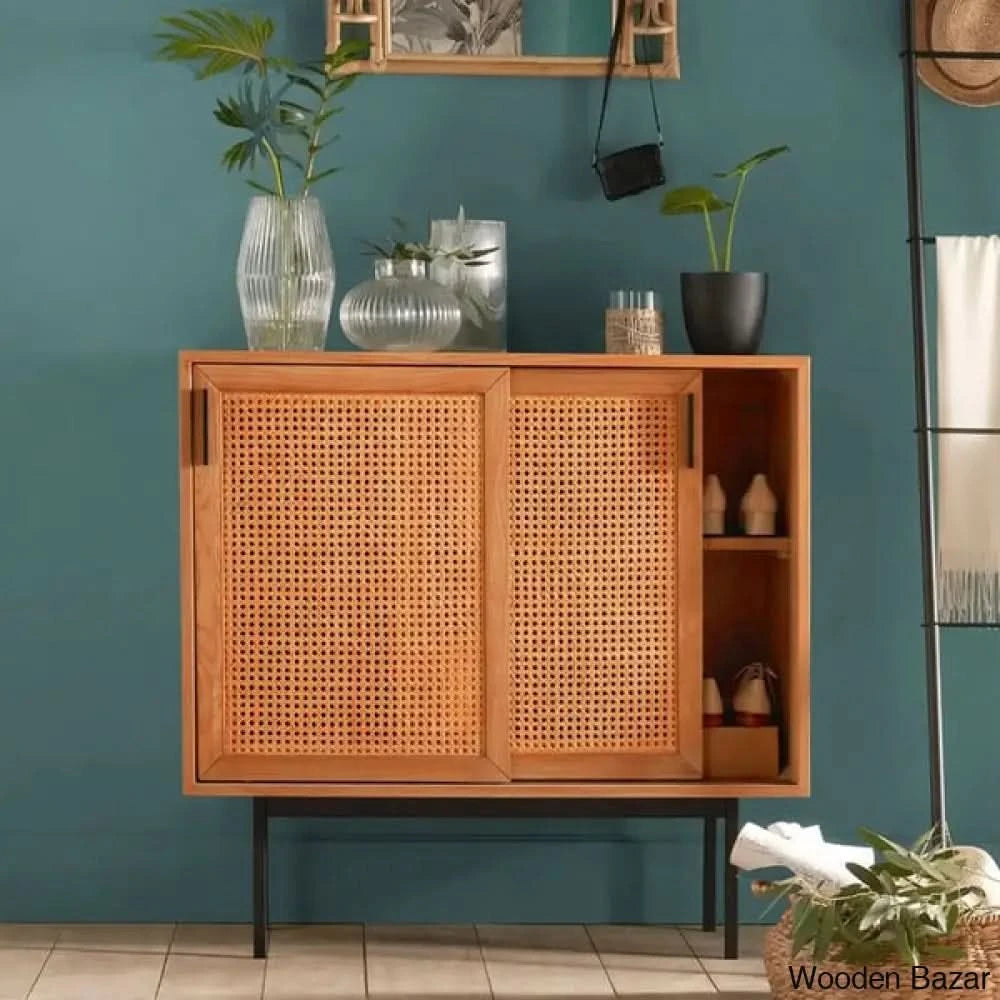 Cabinet & Chests