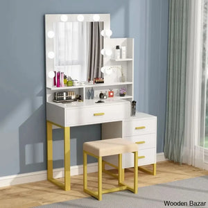  - Wooden Bazar