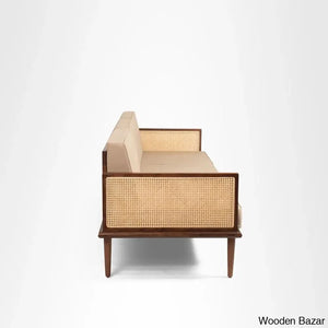  - Wooden Bazar