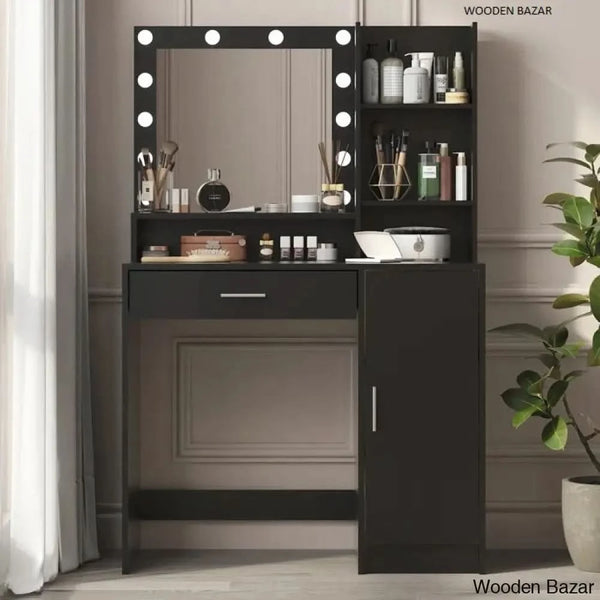  - Wooden Bazar