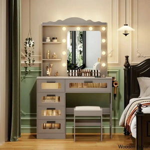  - Wooden Bazar