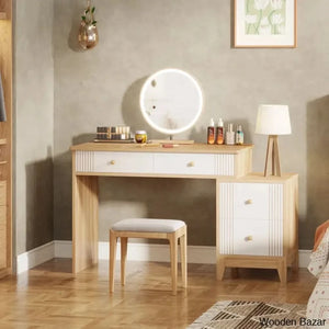  - Wooden Bazar