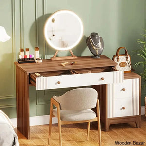  - Wooden Bazar