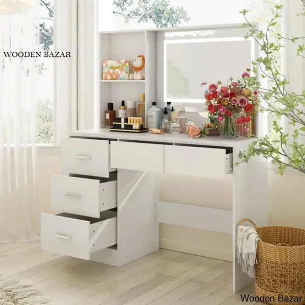  - Wooden Bazar