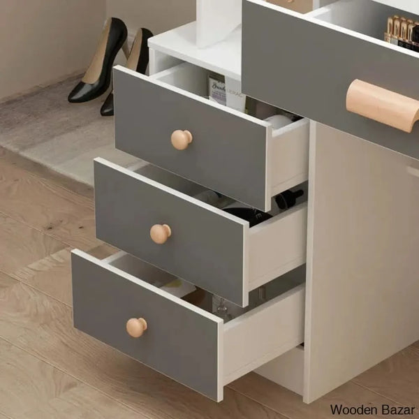  - Wooden Bazar