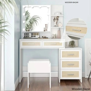  - Wooden Bazar