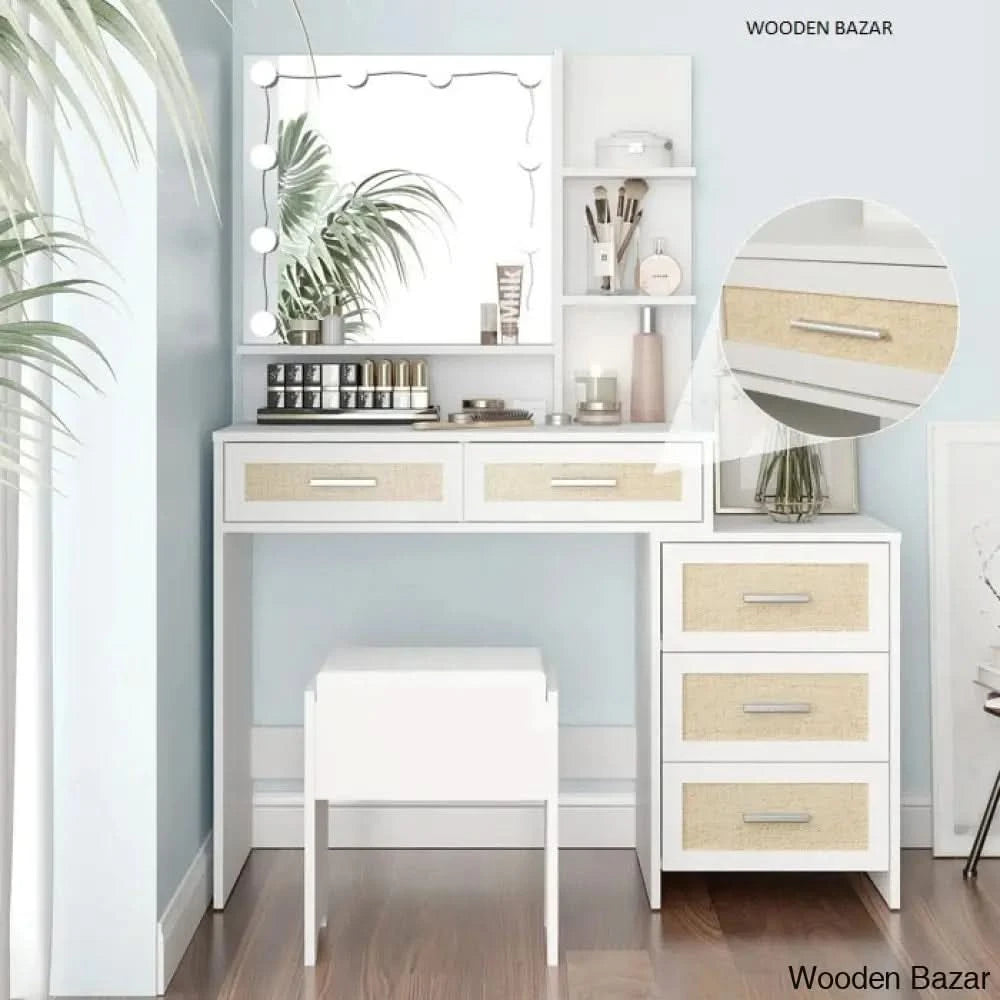  - Wooden Bazar