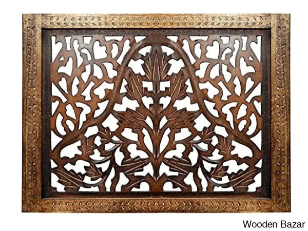  - Wooden Bazar