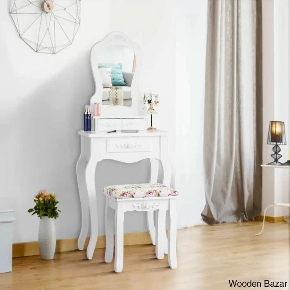  - Wooden Bazar