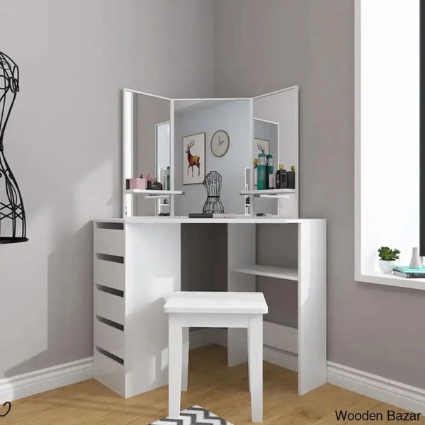  - Wooden Bazar