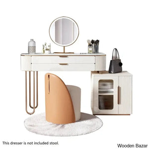  - Wooden Bazar