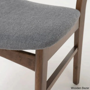 round dining table