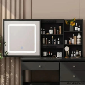  - Wooden Bazar