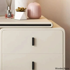  - Wooden Bazar